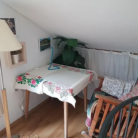 Panorama Kert بيت للعطل